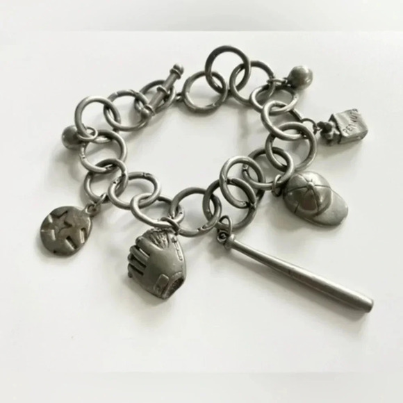 Jim Clift pewter baseball charm toggle clasp bracelet, bat hat ball baseball fan - Picture 4 of 7